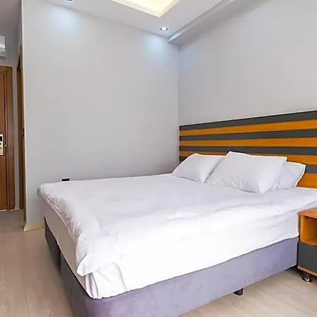 Hotel Life 3*