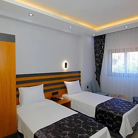 Hotel Life 3*